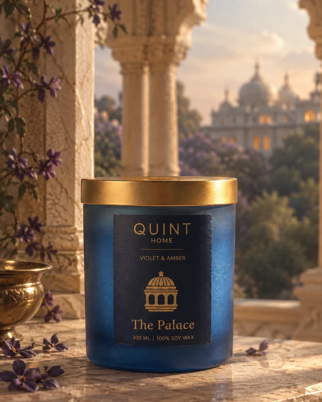 The Palace – Violet & Amber soy wax candle – Quint Home